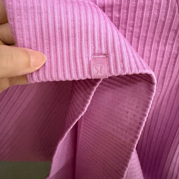 Lululemon Ribbed Long Sleeve Top Pink Purple Size 4 Thumbholes - Picture 10 of 11